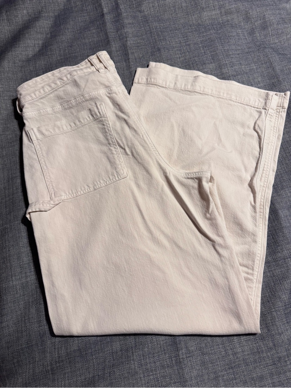 American Eagle Outfitters Women's Cream Wide Leg Cargo style Pants